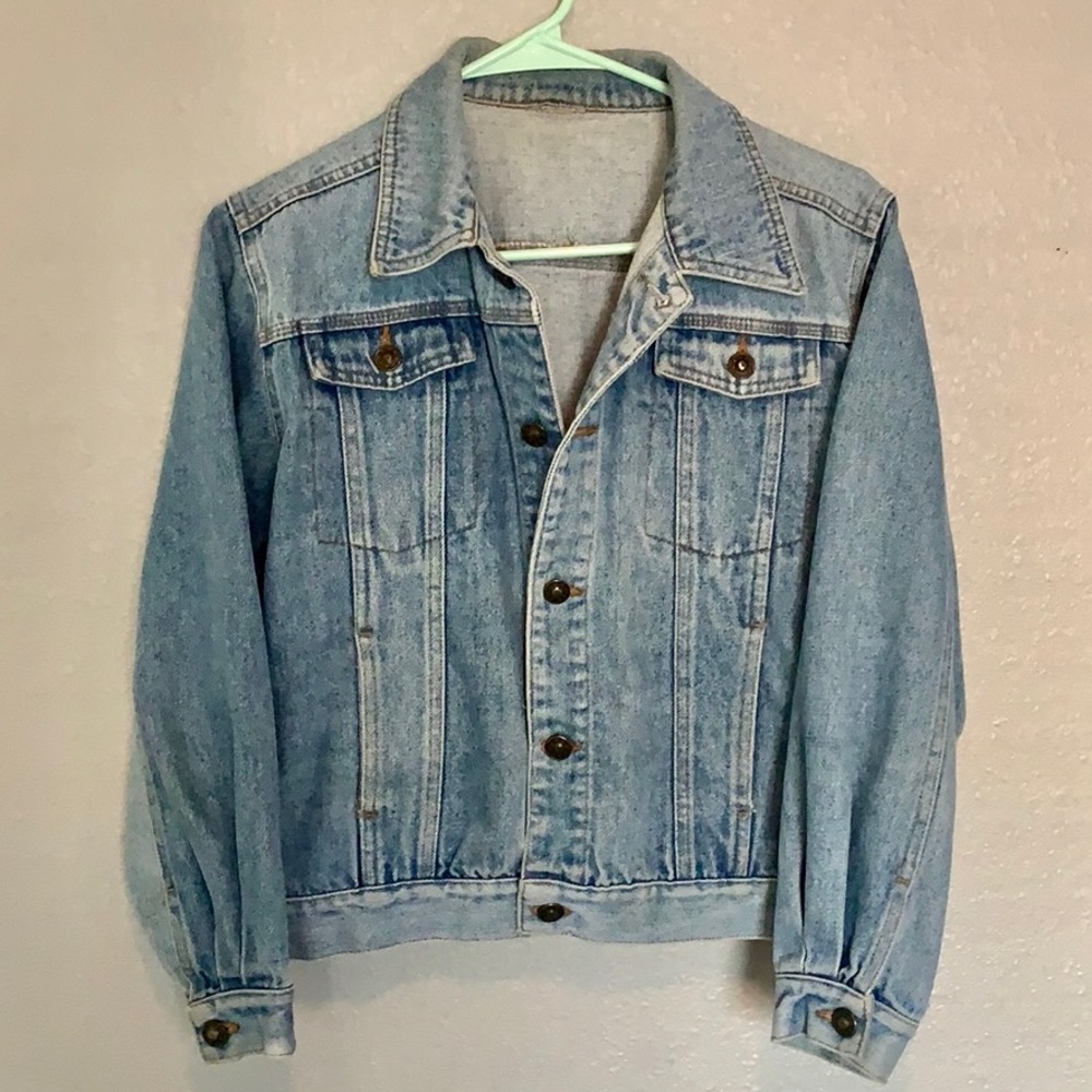 Vintage Light Wash Denim Jean Jacket